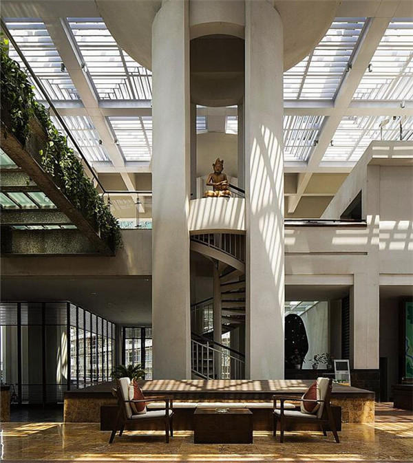 南?？ㄉ梺喼逓尘频? /> 
</p>
<p style=