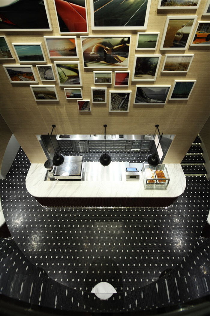 國際范兒店面設(shè)計案例