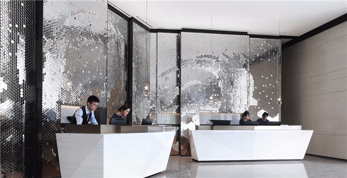 設計感超強的精品酒店設計   深圳環(huán)石酒店大堂接待臺設計賞析
