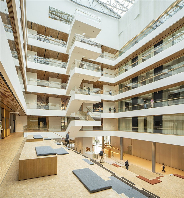 中庭超美的Kesko集團(tuán)總部辦公樓設(shè)計(jì)方案